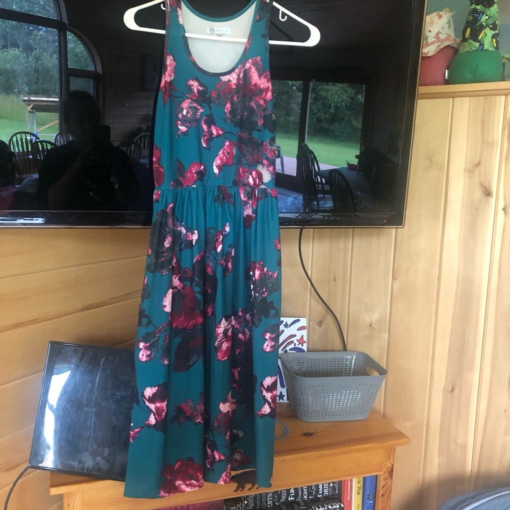 Hazel blues dress. Size medium   Has pockets